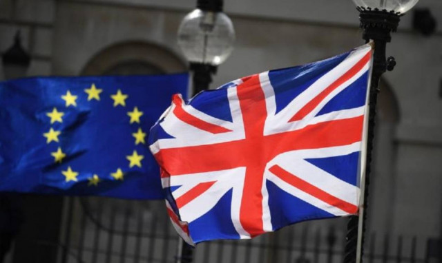 Brexit: «Πολεμικοί σχεδιασμοί» στη Ντάουνινγκ Στριτ για την προκήρυξη πρόωρων εκλογών