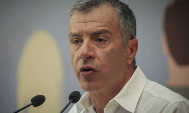 Θεοδωράκης: Ούτε με Τσίπρα ούτε με Μητσοτάκη – Κατεβαίνουμε αυτόνομοι