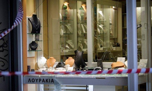 Ομόνοια - Ραγδαίες εξελίξεις: Τι αποκαλύπτει ο κοσμηματοπώλης – Η κίνηση του ληστή πριν σκοτωθεί