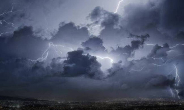 Έκτακτο δελτίο ΕΜΥ: Ετοιμάζει την επέλασή του ο «Ξενοφών» - Έντονα φαινόμενα για αρκετές μέρες