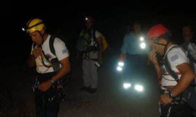 Κρήτη: Επιχείρηση απεγκλωβισμού τουρίστα από φαράγγι στα Σφακιά