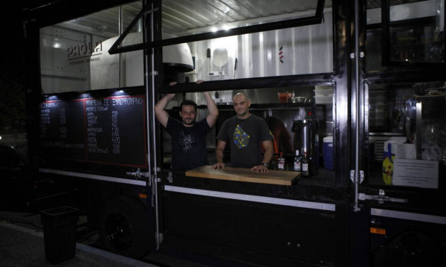 Αυτή είναι η καντίνα που κάνει θραύση στη Θεσσαλονίκη (pics&vid)