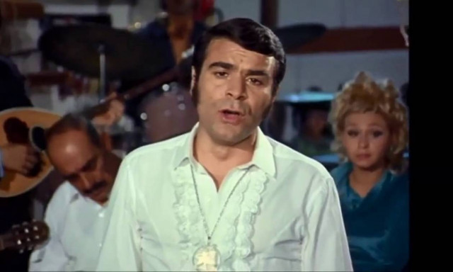 Θλίψη: Πέθανε ο αγαπημένος ηθοποιός Γιώργος Παπαζήσης