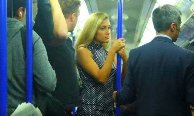 Γαλλία: Η πρώτη ποινή για σεξουαλική παρενόχληση - Της χαστούκισε τα οπίσθια στο λεωφορείo