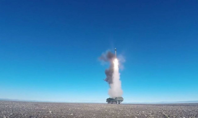 Eκτόξευση ρωσικού υπερηχητικού πυραύλου στην Αρκτική (vid)