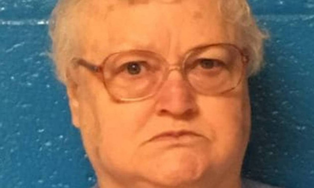 Ιστορίες φρίκης: Κρατούσε το πτώμα της μητέρας της για να βλέπει τα… «στάδια του θανάτου»