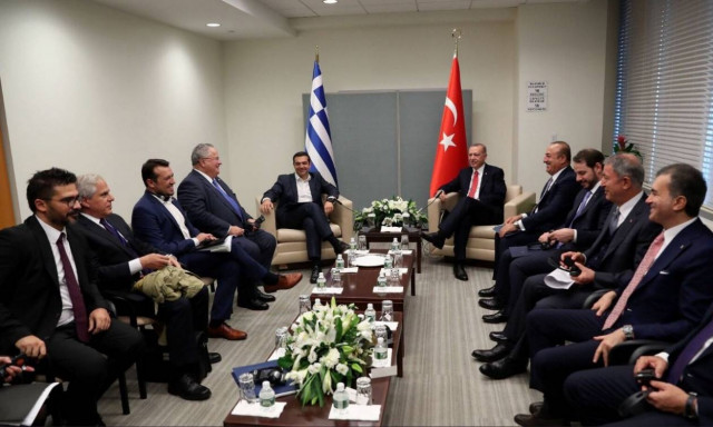 Ερντογάν σε Τσίπρα: Έλα Κωνσταντινούπολη να τα δούμε όλα