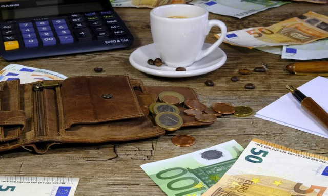 Capital controls: Αναλήψεις χωρίς περιορισμούς από την 1η Οκτωβρίου