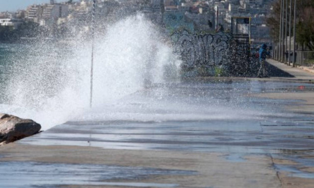 Κακοκαιρία: 720 κλήσεις έχει δεχθεί η Πυροσβεστική