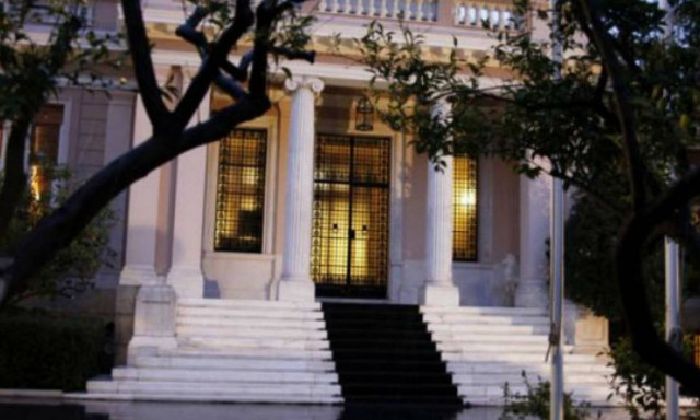 Μαξίμου: Προϋπολογισμός χωρίς περικοπές συντάξεων και αντίμετρα