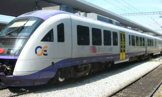 Κακοκαιρία: Ματαιώνονται δρομολόγια του Προαστιακού