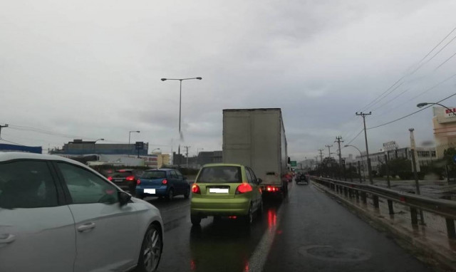 «Κόλαση» ο Κηφισός: Μποτιλιάρισμα στις κεντρικές λεωφόρους της Αθήνας