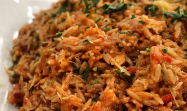 Η συνταγή της ημέρας: Κριθαρότο με καπνιστό τόνο