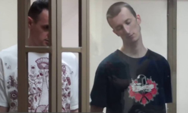 Ρωσία: Ο Ουκρανός σκηνοθέτης Όλεγκ Σεντσόφ σταμάτησε την απεργία πείνας έπειτα από 145 ημέρες