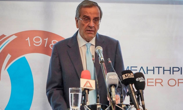 Σαμαράς: Ξεπουλάνε τη Μακεδονία για να αποφύγουν προσωρινά μείωση συντάξεων