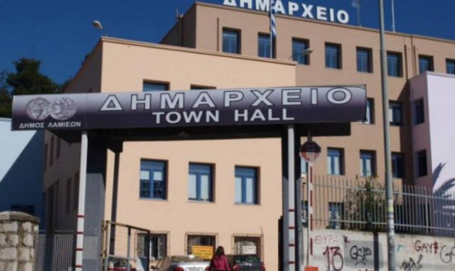 Λαμία: Τρόμαξαν με το σπάνιο πλάσμα που είδαν στην πόρτα τους (pics)