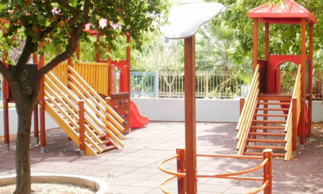 ΦιλόΔημος ΙΙ: Νέες χρηματοδοτήσεις σε δήμους για παιδικές χαρές και συντήρηση σχολείων