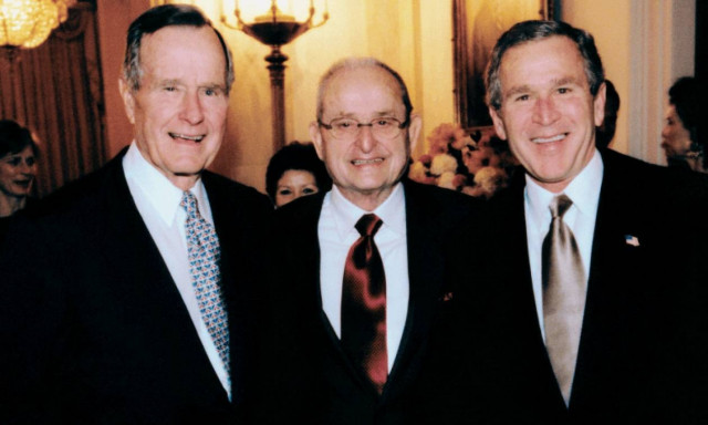 Πέθανε ο διάσημος Ελληνοαμερικανός Άλεξ Σπανός (Pics+Vid)