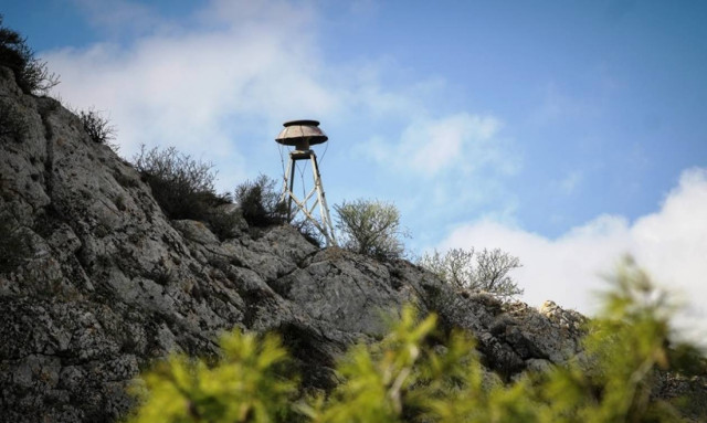 Ήχησαν οι σειρήνες πολέμου στη χώρα (vids)