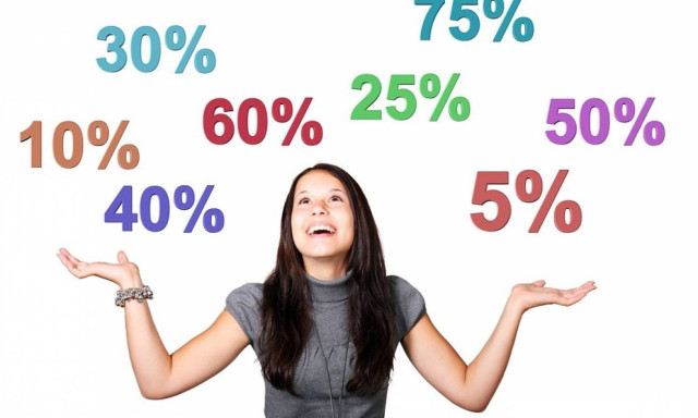 Φθινοπωρινές εκπτώσεις: Δείτε πότε ξεκινούν - Ποια Κυριακή θα είναι ανοιχτά τα καταστήματα