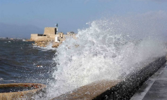 Καιρός τώρα: Με πολλά μποφόρ και 26 βαθμούς η Πέμπτη - Πού θα σημειωθούν βροχές (pics)