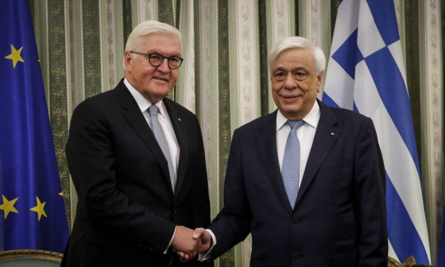 Παυλόπουλος σε Σταϊνμάιερ: Μόνο με επίλυση του ζητήματος της ονομασίας θα μπουν τα Σκόπια στο ΝΑΤΟ