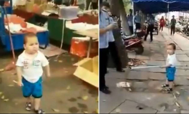 Απίστευτος μπόμπιρας τσαμπουκαλεύεται με αστυνομικούς για να προστατέψει τους γονείς του!