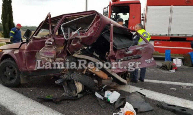 Τροχαίο - σοκ στη Λαμία: Ένας νεκρός και δύο τραυματίες (Σκληρές εικόνες)