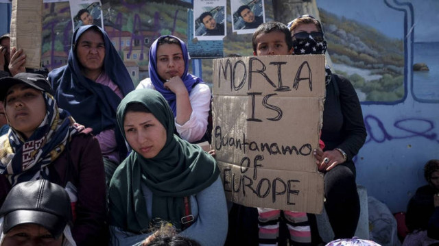 Άρθρο - «φωτιά» του Newsweek: Ανησυχία για βιασμούς παιδιών στη Μόρια