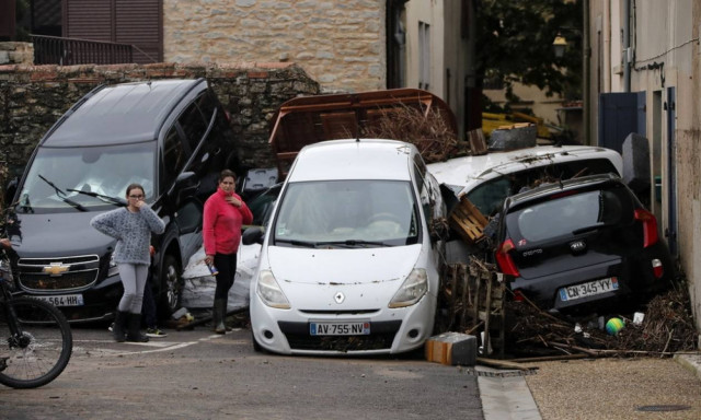 Γαλλία: Αναβάλλεται ο ανασχηματισμός λόγω της φονικής κακοκαιρίας (Pics)