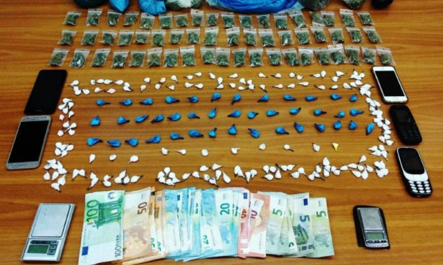 Εξάρθρωση κυκλώματος που διακινούσε ναρκωτικά στην περιοχή των Εξαρχείων