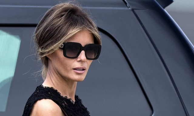 Τρόμος στον αέρα για την Μελάνια Τραμπ: Καπνός και έντονη μυρωδιά καμένου στο αεροπλάνο της