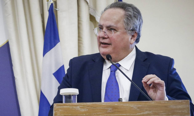 «Το πρώτο επώνυμο θύμα» της ενδοκυβερνητικής διένεξης: Ο γερμανικός Τύπος για την παραίτηση Κοτζιά