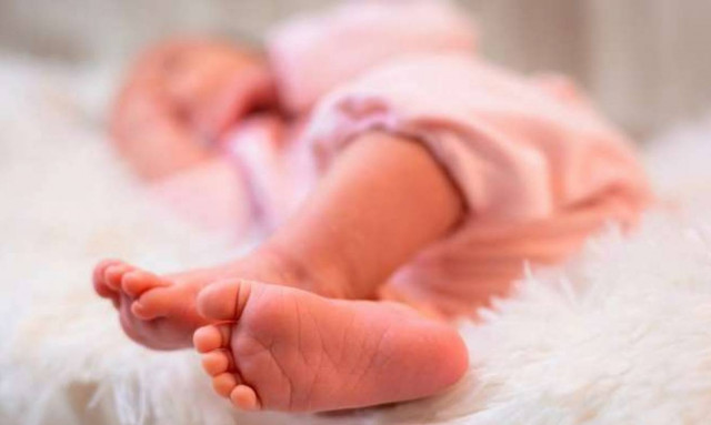 Παραλίγο τραγωδία στην Αμαλιάδα: Αγοράκι 2,5 ετών έπεσε από την σκάλα