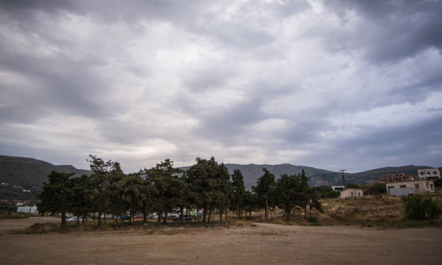 Καιρός: Συννεφιασμένη η Παρασκευή - Πλησιάζει ραγδαία επιδείνωση με καταιγίδες και κρύο (pics)