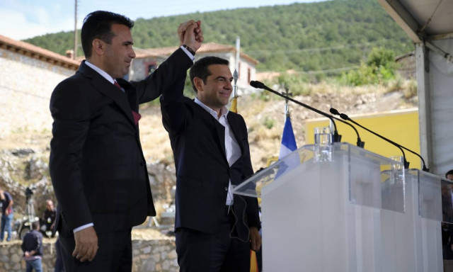 Τσίπρας για Σκοπιανό στο Twitter: Συγχαρητήρια φίλε μου Ζόραν Ζάεφ!