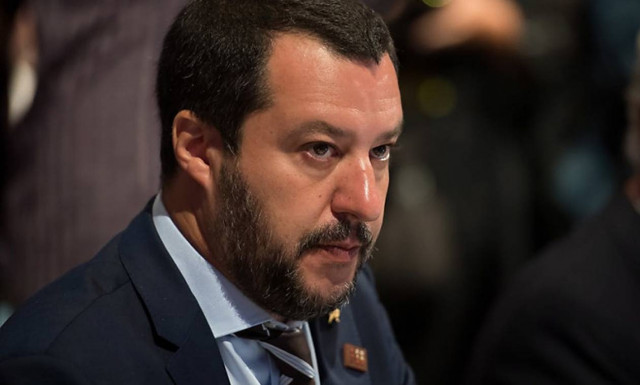 Ο Σαλβίνι στέλνει αστυνομικούς στα σύνορα με τη Γαλλία