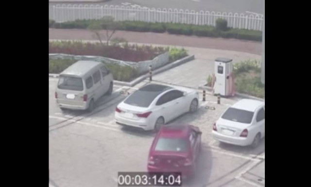 Η πιο αποτυχημένη προσπάθεια παρκαρίσματος (vid)