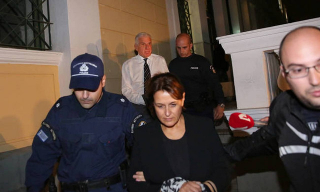 Η πρώτη νύχτα του Γιάννου Παπαντωνίου και της συζύγου του στη φυλακή