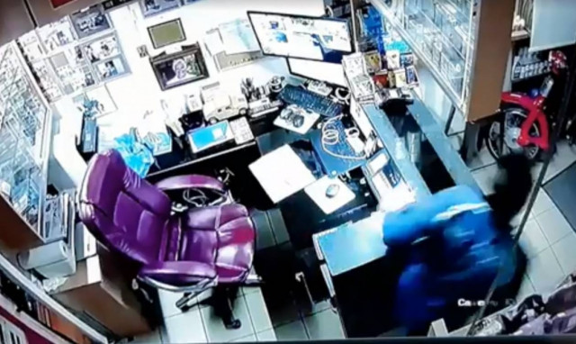 Σεισμός Ζάκυνθος: Βίντεο - ΣΟΚ από τη στιγμή που ο τρόμος «χτυπά» το νησί