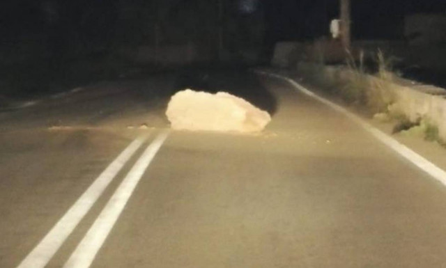 Σεισμός Ζάκυνθος: Έτσι «χτύπησαν» τα 6,4 Ρίχτερ το νησί - Συγκλονιστικά βίντεο