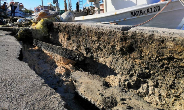 Σεισμός Ζάκυνθος: Πότε θα «χτυπήσει» ο μεγάλος μετασεισμός - Τι άλλαξε στο νησί μια μέρα μετά (vid)