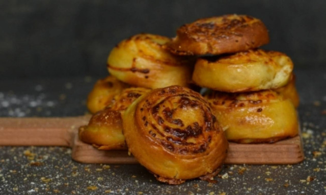 Η συνταγή της ημέρας: Cheddar rolls