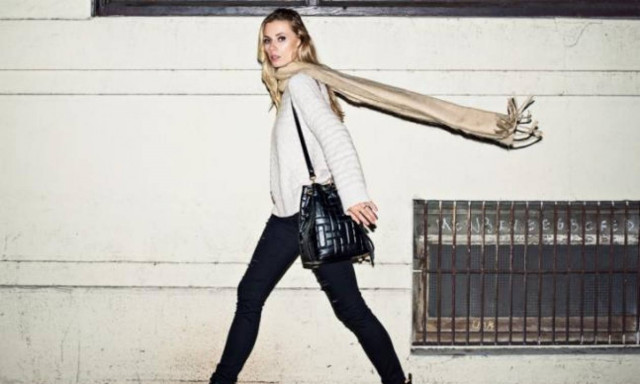 Chelsea boots: Τα μποτάκια που πάνε με όλα