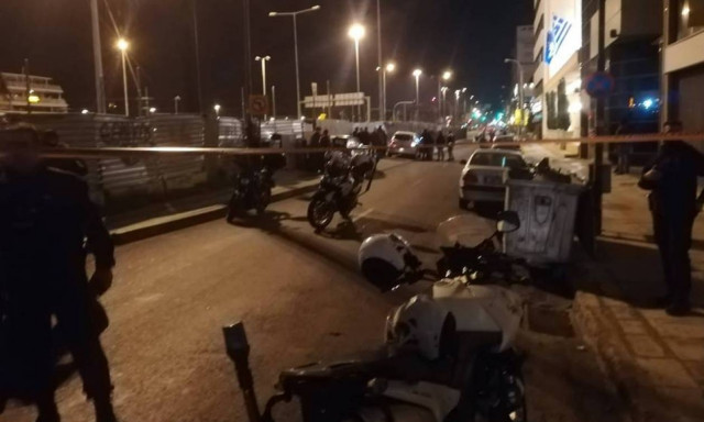 Μαφιόζικη επίθεση στο λιμάνι του Πειραιά: «Γάζωσαν» γνωστό «νονό» της νύχτας