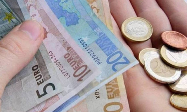 ΑΑΔΕ: Μείωση φόρων σε αγρότες με κέρδη έως 10.000 ευρώ