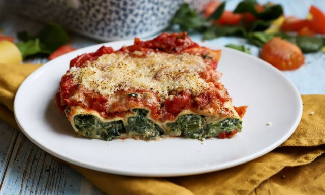 Η συνταγή της ημέρας: Κανελόνια γεμιστά με σπανάκι