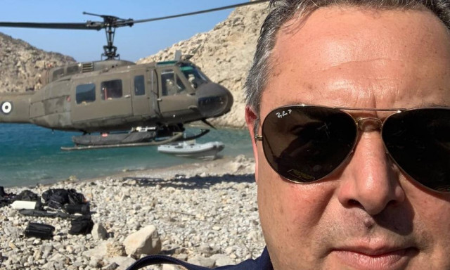 «Πόλεμος» ΝΔ - ΑΝ.ΕΛ. για το «στρατιωτικό ελικόπτερο του Καμμένου»