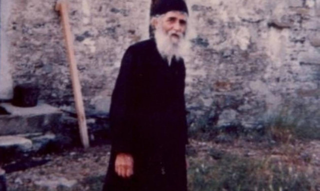 Άγιος Παΐσιος: «Εσείς οι στρατιωτικοί, την Αλβανία να προσέχετε - Από κει θα έρθει…»