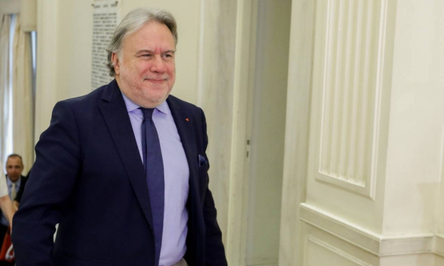 Αυστηρό μήνυμα Κατρούγκαλου στην Αλβανία: Επιστρέψτε τη σορό του Κατσίφα στους γονείς του